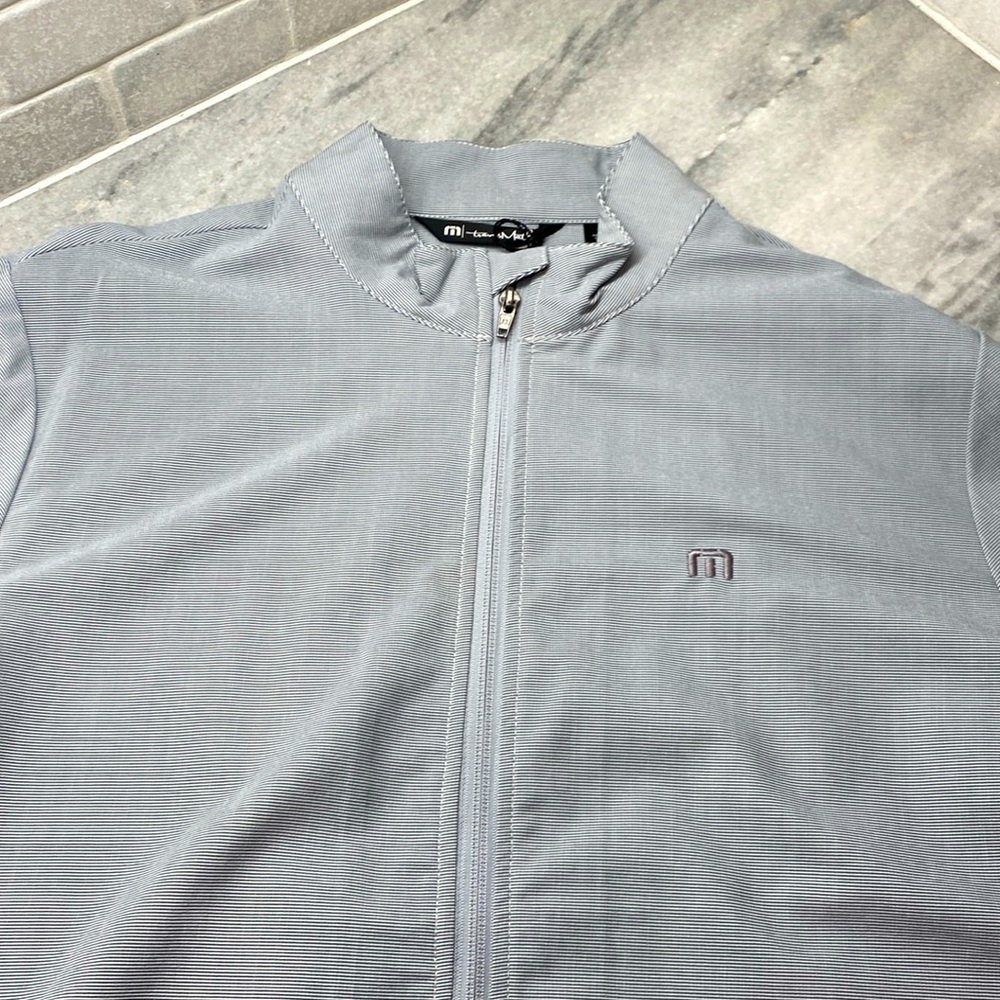 Travis Mathew Zip Up Performance Jacket size Large. NWT